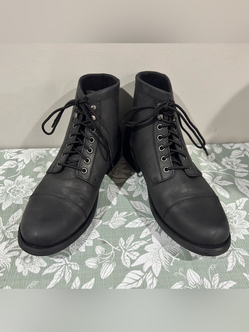 Eastland Men's Black Leather Lace-Up Boots (10.5W)